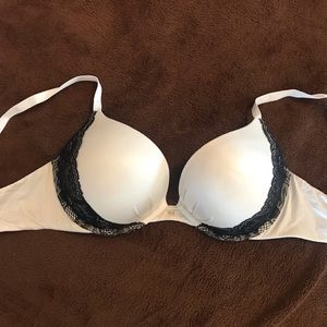 Victoria Secret Fabulous Plunge Bra 36D